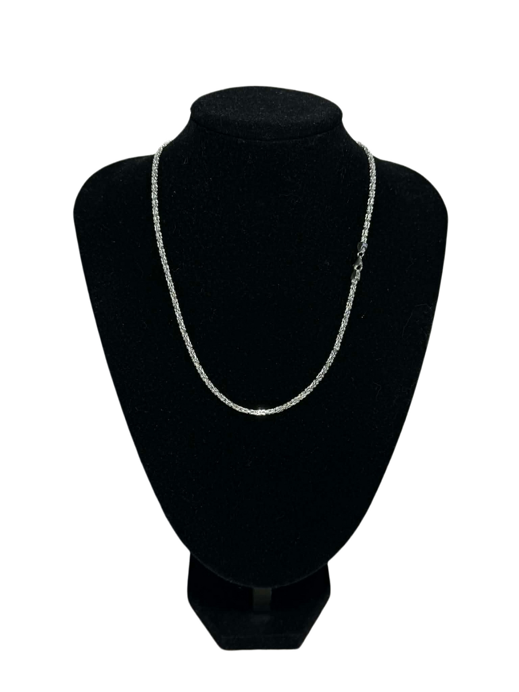 Łańcuszek w splocie Królewskim